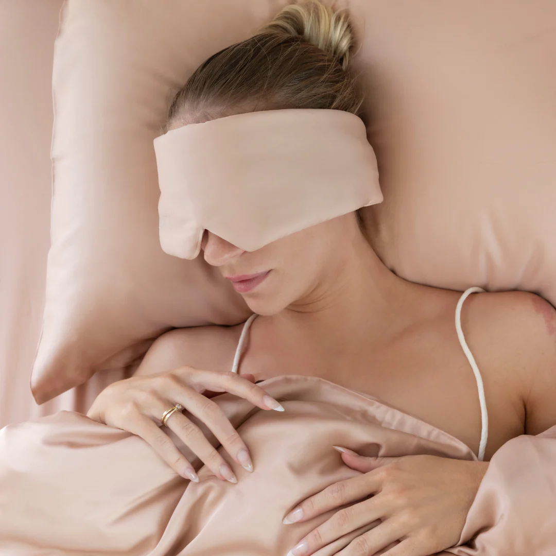 Pakkedeal: Myk Rosa Sovemaske x Putetrekk - Image 2